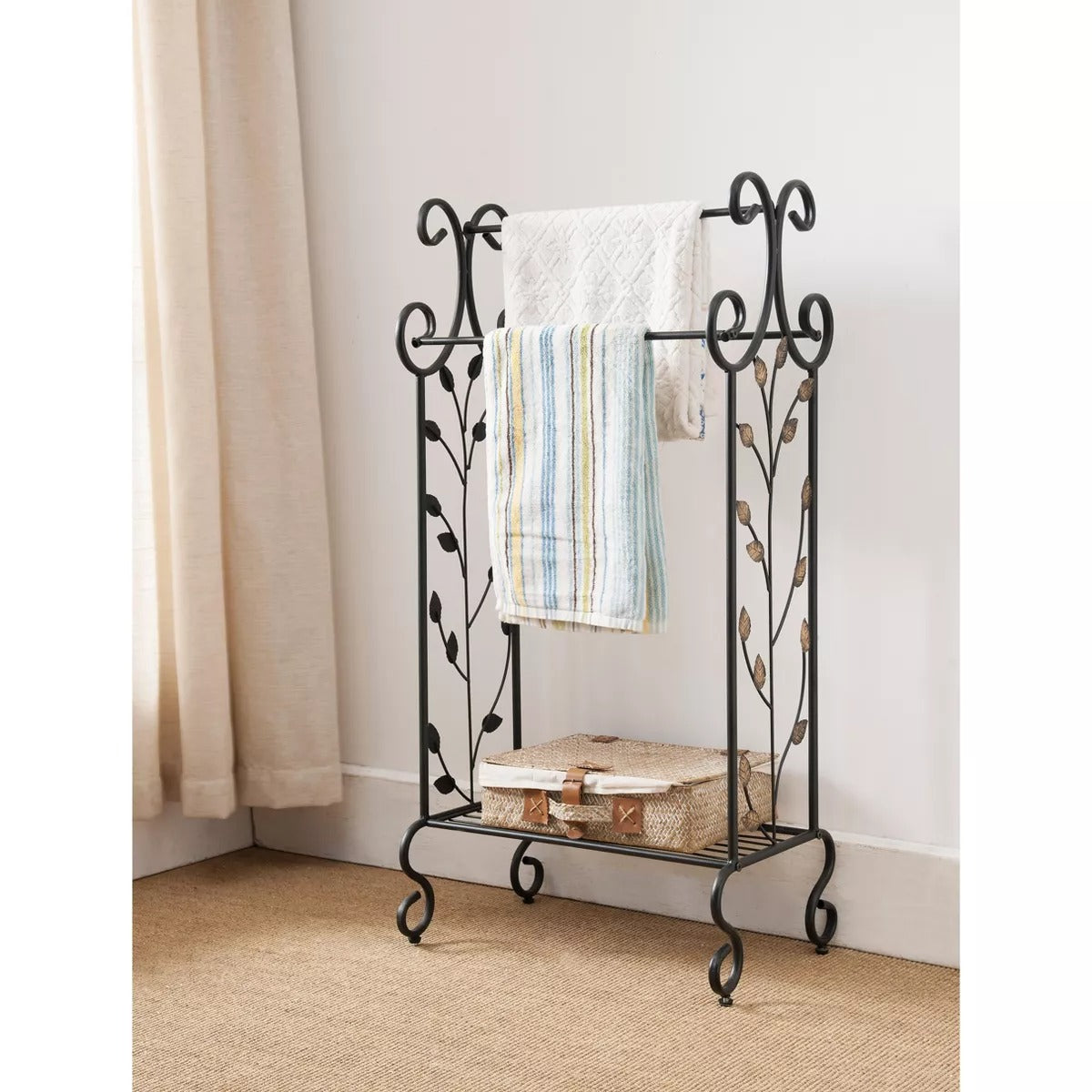 Kings Brand Furniture Black Metal with Gold Leaf Free Standing Towel Rack