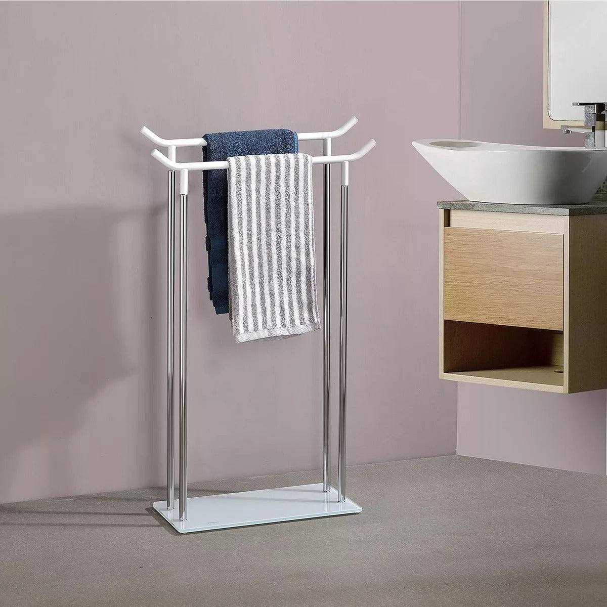 Kings Brand Furniture - Bryant Metal/Glass Free Standing Bathroom Towel Rack Stand, Chrome/White